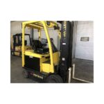 Chariot élévateur 2T5 électrique Hyster levée 5m10
