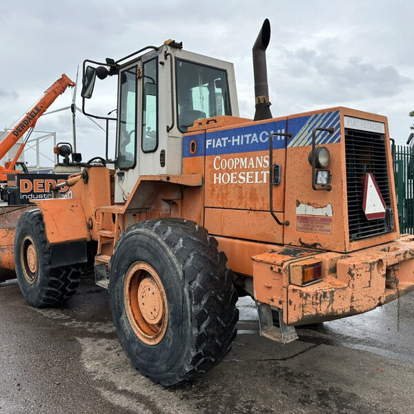 Chargeuse Fiat-Hitachi Fr Iveco 6 Cylinder 130 13T 4x4