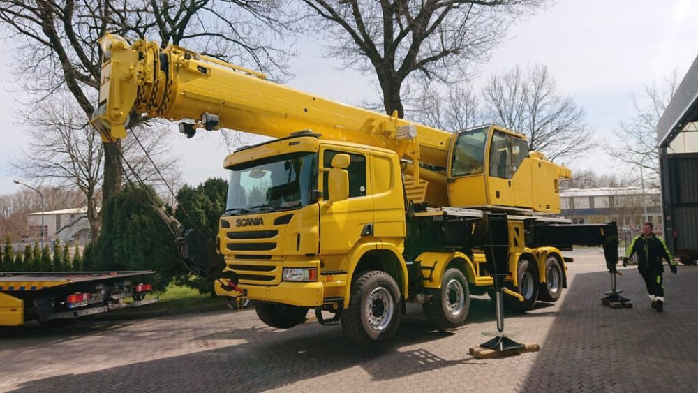 Grue mobile 1045 LTF Liebherr Scania
