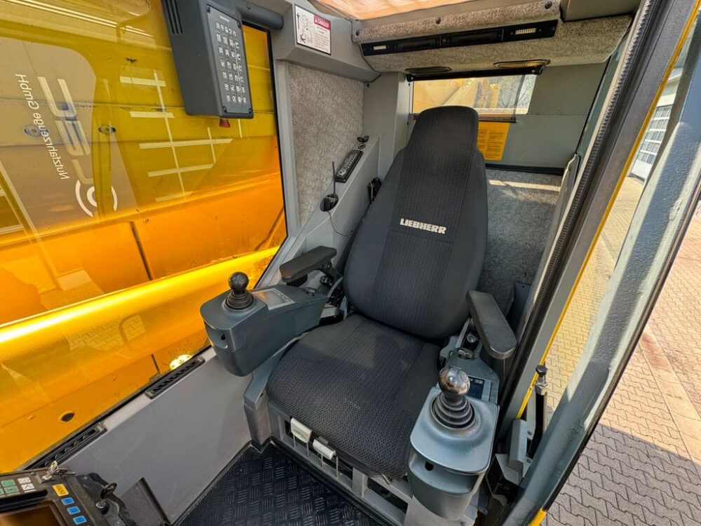 Grue mobile Euro 5 Volvo LIEBHERR LTF FM 480 – Image 25