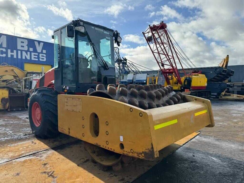 Caterpillar Compacteur CAT CP 74 monocylindre – Image 5