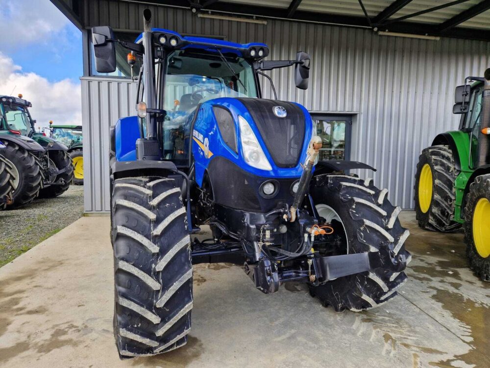 Tracteur Power Command New Holland T7.190