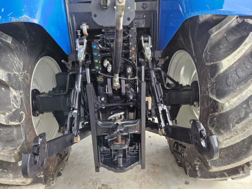 Tracteur Power Command New Holland T7.190 – Image 10